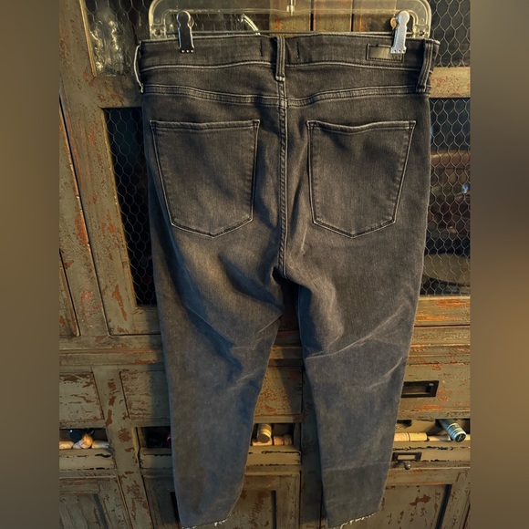 Levi's Gray and Black Distressed Skinny Jeans - Picture 2 of 3